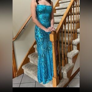Prom Dress Windsor Rowena Turquoise Sequin Mermaid